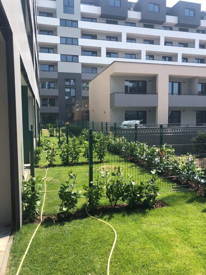 Garden Apartman Radnica - Private Parking Included Košice Εξωτερικό φωτογραφία