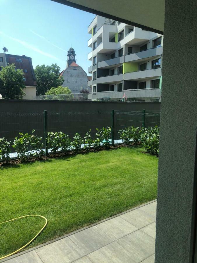 Garden Apartman Radnica - Private Parking Included Košice Εξωτερικό φωτογραφία